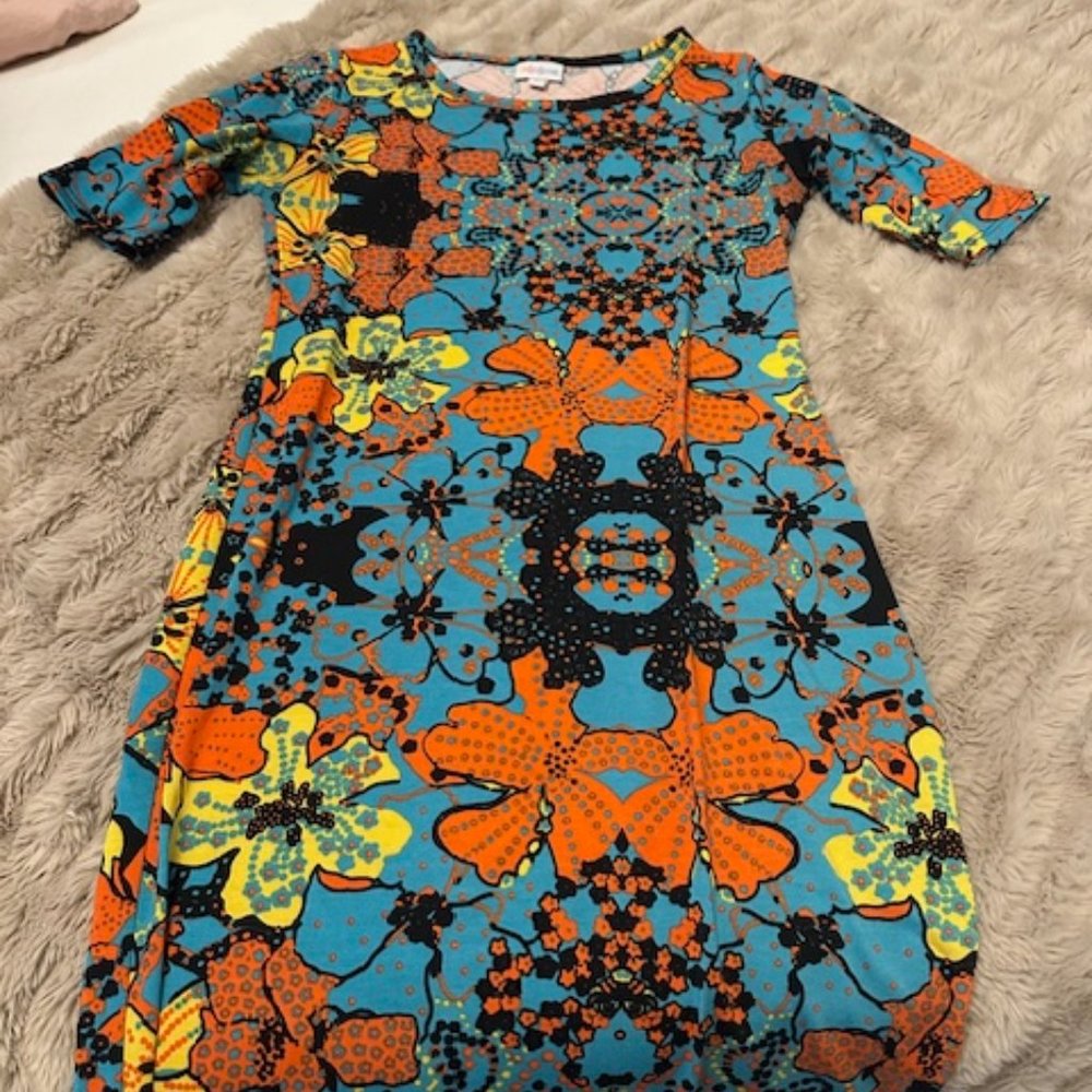 LulaRoe Floral T-shirt Dress - SZ XS